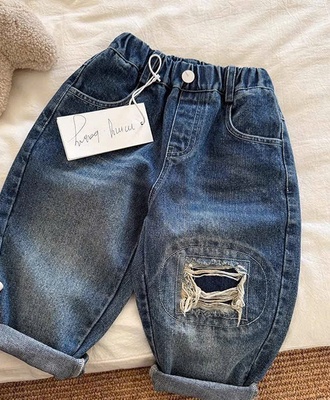 Quần bò bé trai 2402