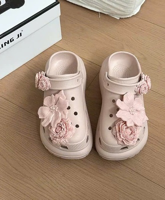 Sục cross xinh 1903