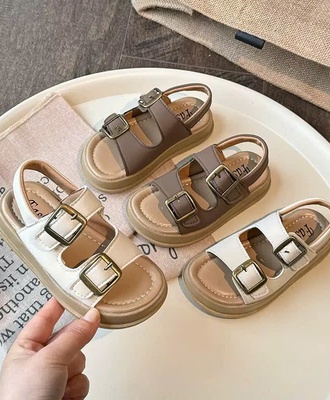 Sandal mùa hè 1704