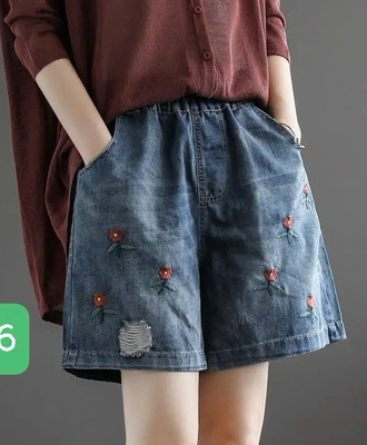 Quần short jean thêu 1005
