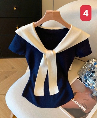 Áo dệt kim phối khăn 0606