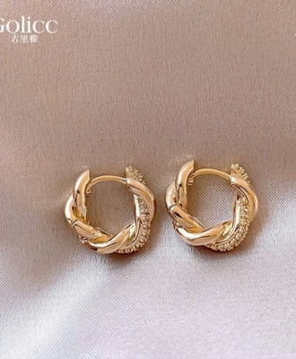 khuyên tai tròn golicc 2406