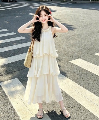 Váy cổ yếm cho bé 2306