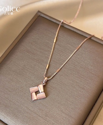 Dây chuyền mặt đá 3006