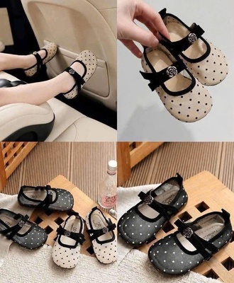 Giầy chấm bi cho bé 1107