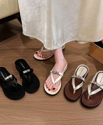Dép xỏ ngón cho nữ 0608