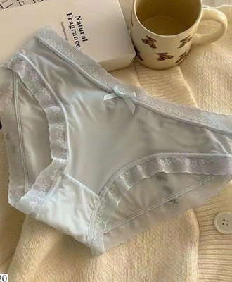 Sét 10 chíp viền ren 1008