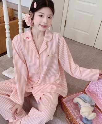 Bộ mặc nhà kẻ 2408