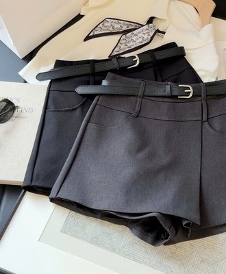 Quần short vải kèm thắt lưng 1209